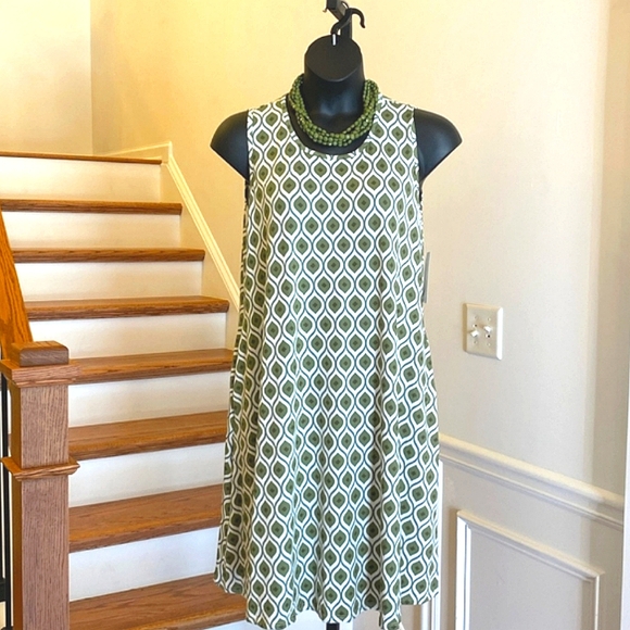 Beautiful Shrort Sleeve Summer Dress Scarlett White Gorgeous Matching Ne… - Picture 1 of 4